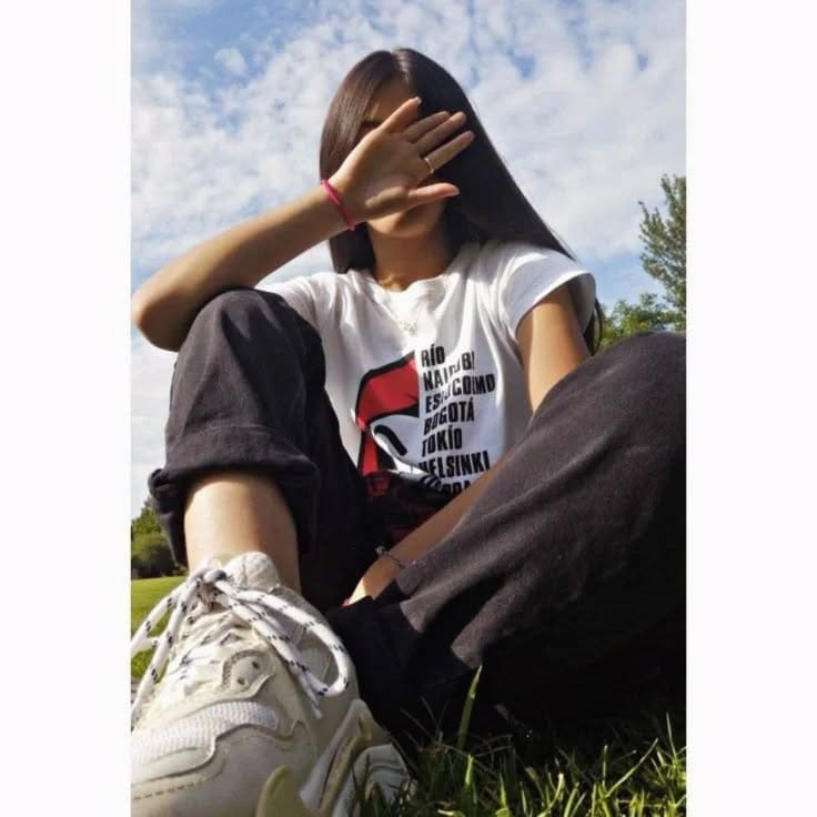 Cute Girl Pic for Dp